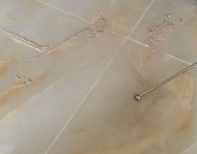 道县瓷砖空鼓维修公司分享粘合剂选择不当在瓷砖铺贴过程中可能导致以下问题